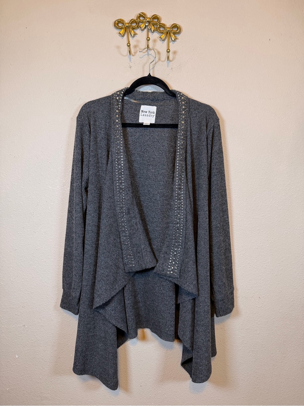 New York Laundry Gray Waterfall Drape Front Cardigan with Studded Trim. Size L